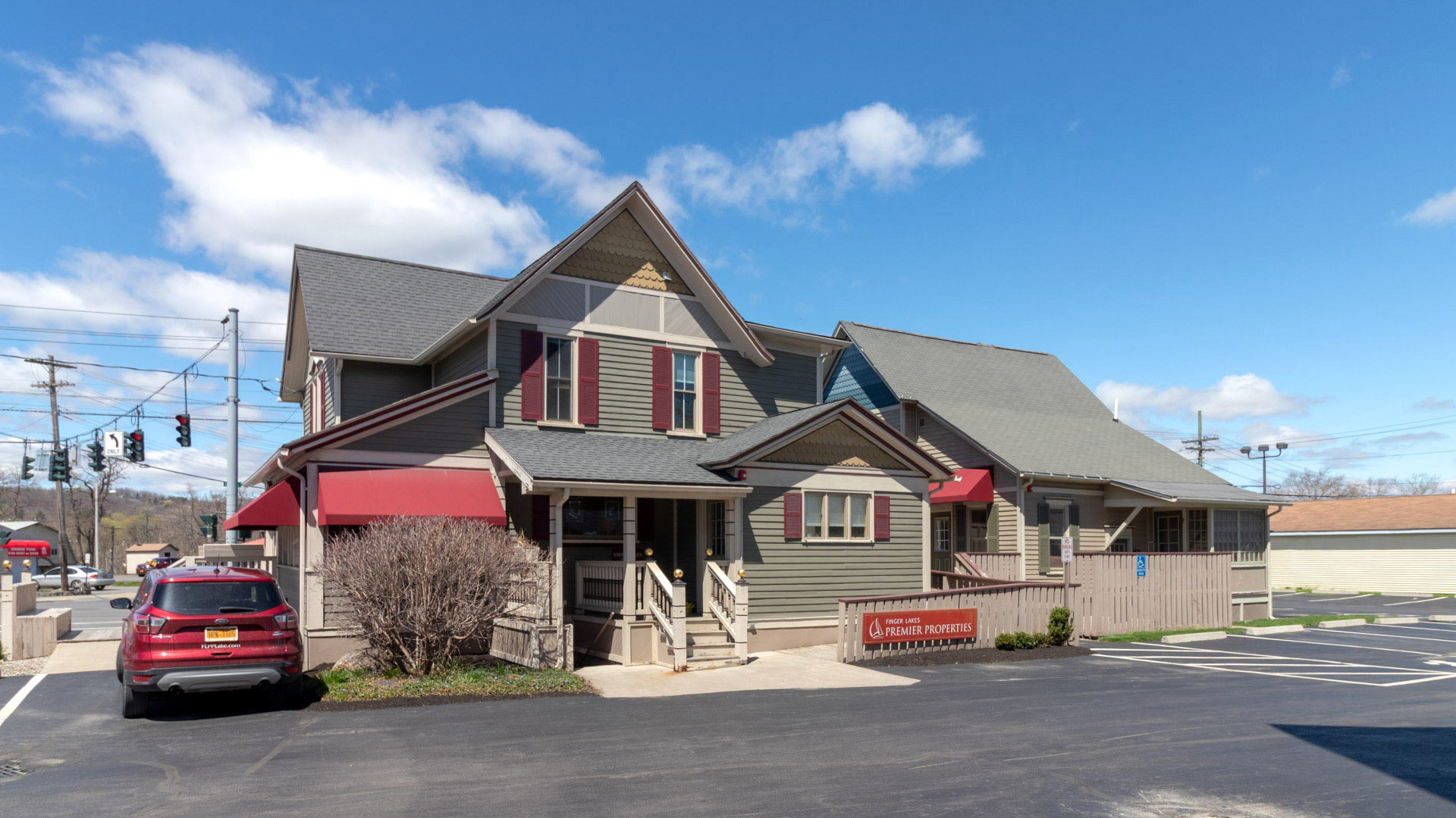 142 Lake Street, Apt A | Photo 2